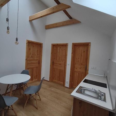 Pekloveske Apartmany V Ceskem Raji Železnice Exterior foto